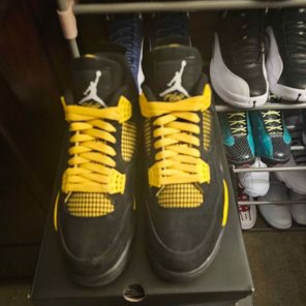 Jordan 4 thunder ⛈️